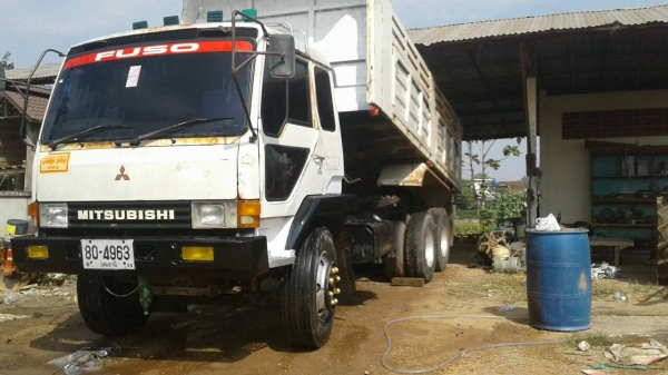 ต้องการขายด่วน  รถบรรทุก 10 ล้อ MITSUBISHI FN527 TF  220 เทอร์โบ รถเจ้าของขายเอง ราคาคุยกันได้นะคะ