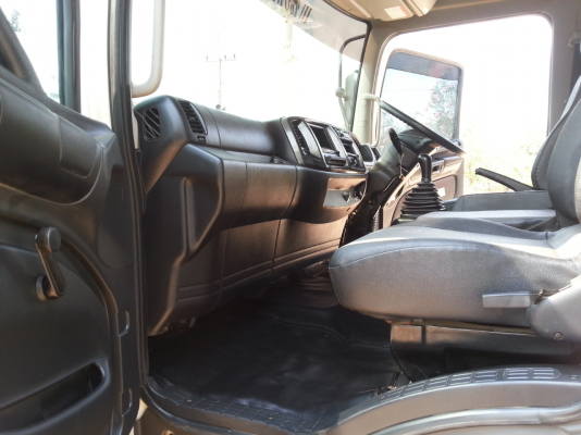 ขาย 6 ล้อ เมก้า ซีรี่ 500 fc 9 j 175 แรง ปี 56 (วิ่ง 75,000 โล) รถสวย เล่มทะเบียนพร้อม โทร 085 -7282756 ขาย 6 ล้อ เมก้า ซีรี่ 500 fc 9 j 175 แรง ปี 56 (วิ่ง 75,000 โล) รถสวย เล่มทะเบียนพร้อม โทร 085 -7282756