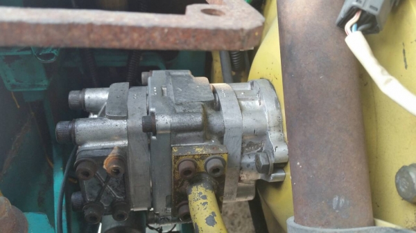 ขายด่วนขายด่วนรถเเม็คโคร KOMATSU PC05-7 รถนอกนำเข้ายังไม่เคยใช้งานเมืองไทยเลย