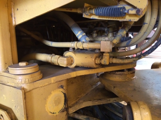 Komatsu WA100-1 SN: 34239 นำเข้าจากญี่ปุ่น สภาพสวย ต้องการขายล้างสต็อคครับ เสนอราคามาได้เลย