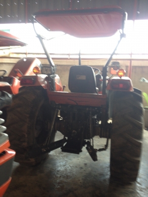 ขายรถแทรกเตอร์มือสอง