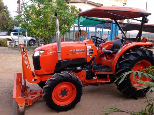 ปัญญาแทรคเตอร์..จัดมาให้ครับ ด่วน!!!คูโบต้า L4708 พร้อมใบมีดคานล่าง พร้อมโรตาลี่182 ทำงาน996ชม. สภาพ สี เดิมๆ จัดส่ง เวียงป่าเป้า จ.เชียงราย