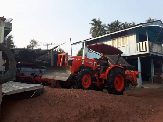 ปัญญาแทรคเตอร์..จัดมาให้ครับ ด่วน!!!คูโบต้า L4708 พร้อมใบมีดคานล่าง พร้อมโรตาลี่182 ทำงาน996ชม. สภาพ สี เดิมๆ จัดส่ง เวียงป่าเป้า จ.เชียงราย