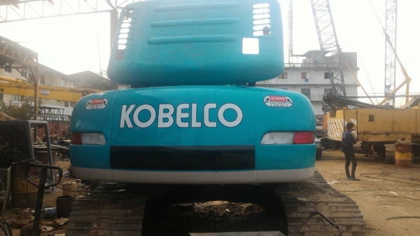 ขออนุญาติขาย รถ SK200 มากไฟน์ธรรมดาพร้อมใช้งาน เช็กรบบทำสีพร้อม ระบบ ไฟฟ้า เต็มเอกสาร ใบซื้อขาย จากบริษัท ช่วงล่าง เต็ม บูม ยาว  ราคา 1350000 สนใจติดต่อ ช่างดำ  0853224877-0988930465