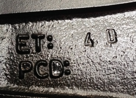 ล้อ Volk TE37 ขอบ 17 สภาพสวย ไม่มีซ่อม จำนวน 2วง ราคาไม่แพง