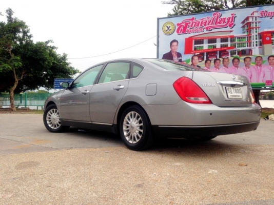 ขาย/แลก/เทิร์น teana 230JM ปี2005 ราคาถูกๆคับ ออกรถฟรีดาวน์ครับ