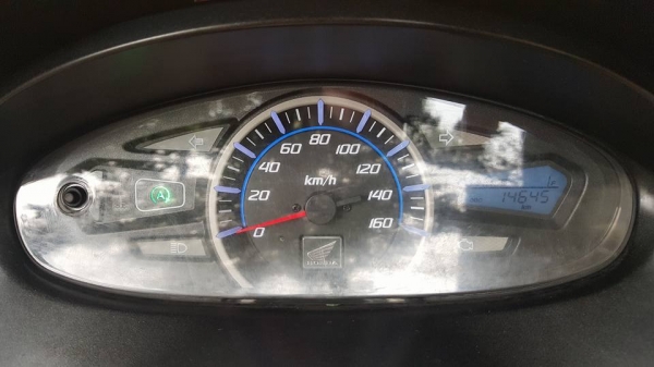 ขออนุญาติขาย HONDA PCX 150i IDLING STOP รุ่น TOP ล้อแม็ก ฟรีค่าโอน