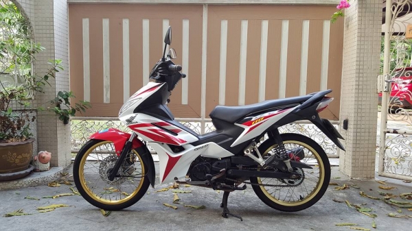 ขออนุญาติขาย HONDA WAVE CZ-i 110 รุ่น TOP ดิสเบรคหน้าและหลัง ฟรีค่าโอน