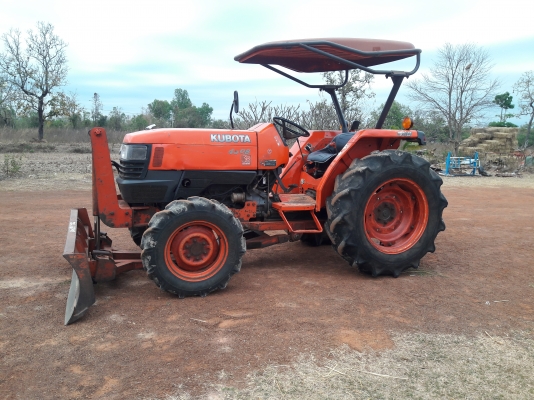 ขายอุปกรณ์ติดรถไถหลายรายการครับ