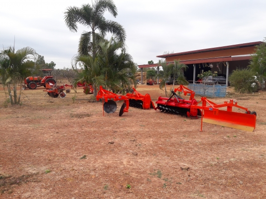 ขายอุปกรณ์ติดรถไถหลายรายการครับ