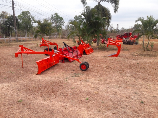 ขายอุปกรณ์ติดรถไถหลายรายการครับ