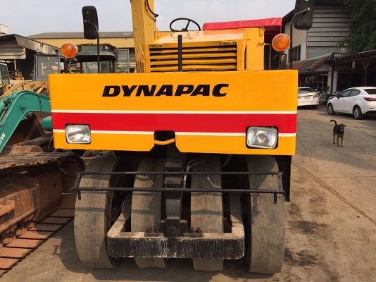 ขายด่วนรถบดล้อยาง9ล้อDYNAPAC R20B พร้อมใช้งาน เล่มทะเบียน