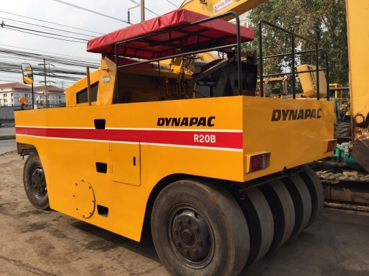 ขายด่วนรถบดล้อยาง9ล้อDYNAPAC R20B พร้อมใช้งาน เล่มทะเบียน
