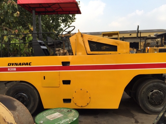 ขายด่วนรถบดล้อยาง9ล้อDYNAPAC R20B พร้อมใช้งาน เล่มทะเบียน