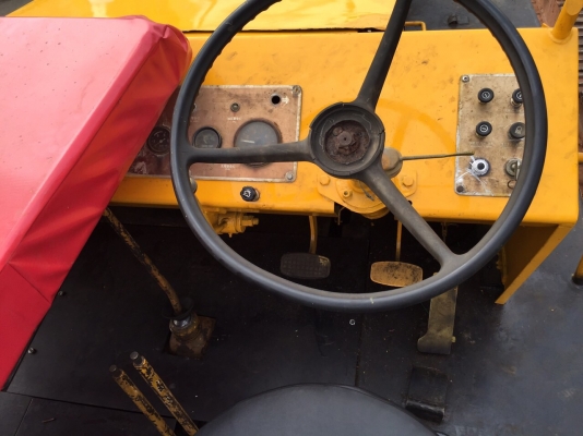 ขายด่วนรถบดล้อยาง9ล้อDYNAPAC R20B พร้อมใช้งาน เล่มทะเบียน