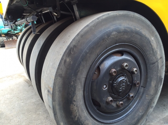 ขายด่วนรถบดล้อยาง9ล้อDYNAPAC R20B พร้อมใช้งาน เล่มทะเบียน