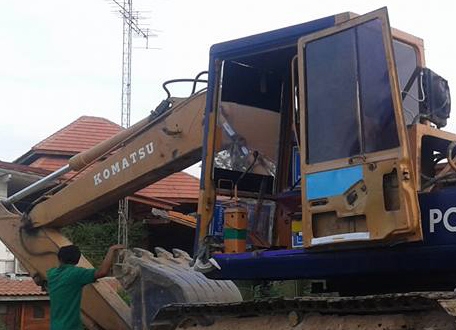 **450,000 บ.ต่อรอง/// แบคโฮ KOMATSU PC120-3 เครื่อง/ปั้ม เดิม แรง เร็ว สวย ระบบครบ แอร์เย็น สัญญาซื้อขาย **ขาย KOMATSU PC120 รุ่น3 แบคโฮสภาพสวย เต็ม พร้อมลุยงาน HYD.EXCAVATOR KOMATSU PC120-3 ระบบครบ เครื่องเดิม ปั้มเดิม ครับ เครื่องดี แน่น ปั้มดี แรง ครับ **450,000 บ.ต่อรอง/// แบคโฮ KOMATSU PC120-3 เครื่อง/ปั้ม เดิม แรง เร็ว สวย ระบบครบ แอร์เย็น สัญญาซื้อขาย **ขาย KOMATSU PC120 รุ่น3 แบคโฮสภาพสวย เต็ม พร้อมลุยงาน HYD.EXCAVATOR KOMATSU PC120-3 ระบบครบ เครื่องเดิม ปั้มเดิม ครับ เครื่องดี แน่น ปั้มดี แรง ครับ