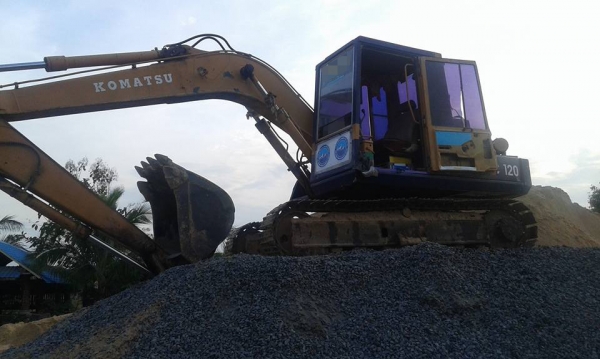 **450,000 บ.ต่อรอง/// แบคโฮ KOMATSU PC120-3 เครื่อง/ปั้ม เดิม แรง เร็ว สวย ระบบครบ แอร์เย็น สัญญาซื้อขาย **ขาย KOMATSU PC120 รุ่น3 แบคโฮสภาพสวย เต็ม พร้อมลุยงาน HYD.EXCAVATOR KOMATSU PC120-3 ระบบครบ เครื่องเดิม ปั้มเดิม ครับ เครื่องดี แน่น ปั้มดี แรง ครับ **450,000 บ.ต่อรอง/// แบคโฮ KOMATSU PC120-3 เครื่อง/ปั้ม เดิม แรง เร็ว สวย ระบบครบ แอร์เย็น สัญญาซื้อขาย **ขาย KOMATSU PC120 รุ่น3 แบคโฮสภาพสวย เต็ม พร้อมลุยงาน HYD.EXCAVATOR KOMATSU PC120-3 ระบบครบ เครื่องเดิม ปั้มเดิม ครับ เครื่องดี แน่น ปั้มดี แรง ครับ