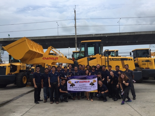 รับฝึกอบรมพนักงานขับและซ่อมดูแลเครื่องจักรกลหนัก