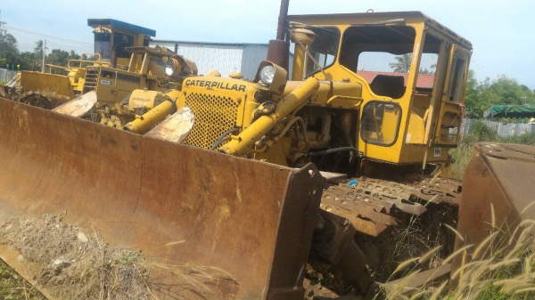 ขออนุญาติขาย รถ เกรด  D5B หัวชัมเมอฝาบางพร้อมใช้ตามสภาพ เก่งแอร์ ราคา 570000 สนใจติดต่อ  0988930465-0853224877