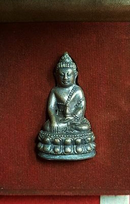 หลวงปู่ทิม วัดละหารไร่ จ.ระยอง กริ่งชินบัญชร  ก้นมีโค๊ดยันต์ครบ กลองเดิม