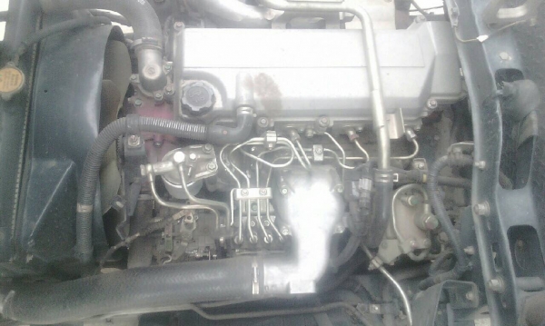 ขายหกล้อ MAGA   175  แรง ยาว 5.60 ม. เจ้าของขายเองครับ