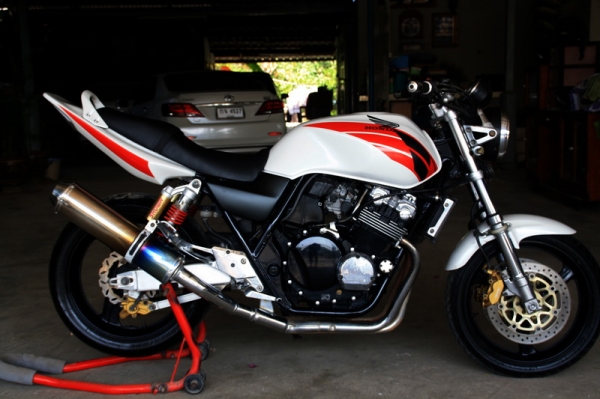 ขายCB400เทค1 สภาพสวย สรรพสามิตแท้ ท้ายแต่ง เทค3 74000