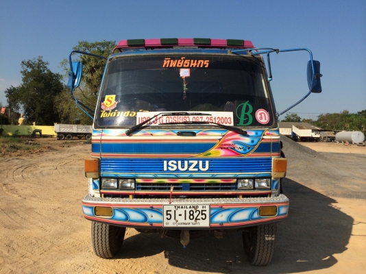 ISUZU  Rocky210f รถห้างแท้เดิมๆ คัชซีสวย ยางสวย เครื่องเดิม เกียร์ฟูลเลอร์เดิม หัวสวย ภายในสวย เจ้าของขับเองขายเอง พร้อมใช้
