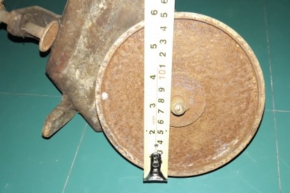 ขายหินเจียรมือหมุนงานเก่าพร้อมใบเจียรขนาด6นิ้ว