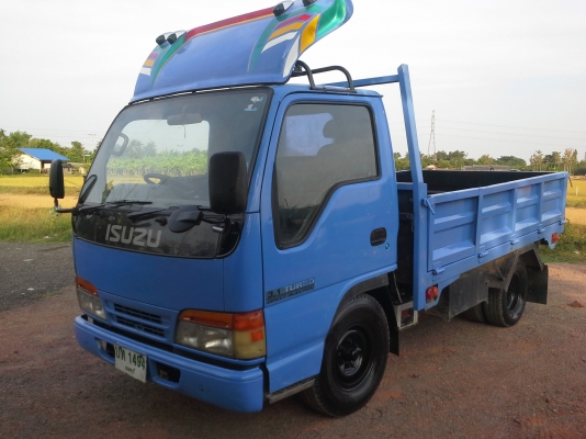 ISUZU6ล้อ หัวการ์ตูน กระบะเหล็ก  (ป้ายไม่ติดเวลา) เครื่องดี ครัทซีสวย พวงมาลัยพาวเวอร์ กระจกไฟฟ้า ขาย 295,000 บาท ศุภากร 081-1903107, 081-4252943