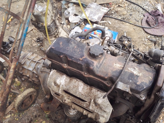 ขายเครื่อง 2L. mity  พร้อมเกียร์