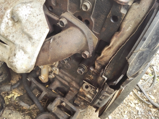 ขายเครื่อง 2L. mity  พร้อมเกียร์