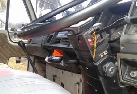 ISUZU FRR 175 HP 6BG1 หกล้อดั๊มพ์ กระบะดั๊มพ์เหล็ก 5 ตันความยาว 3.60 เมตรสภาพสวยพร้อมบรรทุกหนักได้เลย เครื่องยนต์แน่นดีแรงดีเดิมๆไม่มีเยิ้ม ภายในเก๋งคอนโซลสวยครบเพียบพร้อม แอร์เย็น พวงมาลัยเพาเวอร์ ระบบเบรคทริ๊ปฟี้ครบครัน ช่วงล่างใหญ่คัชซีสวยไม่มีบวม ยาง