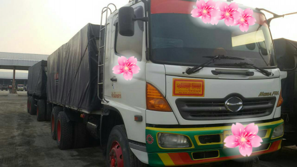 ขายรถบรรทุก 22  ล้อคอกรั้วไม่ดัมพ์ HINO MEGA 320 แรงม้าปี 2551 ไฮสปีด ลูกพ่วงสามมิตร 3 เพลาแท้โรงงานยาว 6.50 เมตร ราคา 1880000
