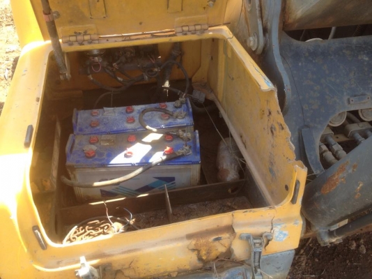 ขายรถขุด Volvo 210 Blc