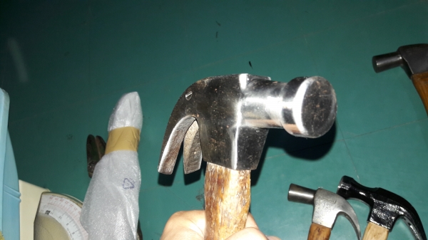 ขายค้อนหัวลูกปืนงานเก่า20oz. CHENEY Made in Usa. ขายค้อนหัวลูกปืนงานเก่า20oz. CHENEY Made in Usa.