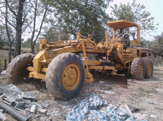 ขาย รถเกรด MITSUBISHI LG-2H เอกสารเล่มทะเบียนครบ รถใช้งานได้ปกติ เครื่องดี ใช้งานได้ทุกระบบ