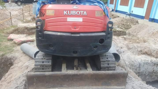 ขาย 385,000รถแบคโฮ KUBO kx 91-3 ทำงาน 6,&times;&times;&times;กว่าชม.รถสวยพร้อมใช้มาก 090-772-3710 090-772-3708