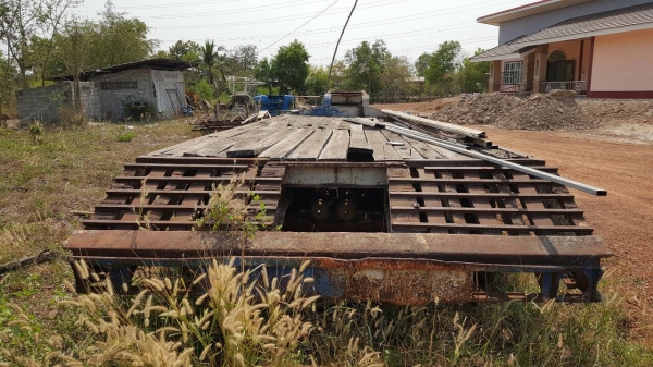 ขาย หางโรเบท 2 เพลา ยาว 7.50 เมตร คอยาว 3 เมตร ไม่มีทะเบียนนะครับ