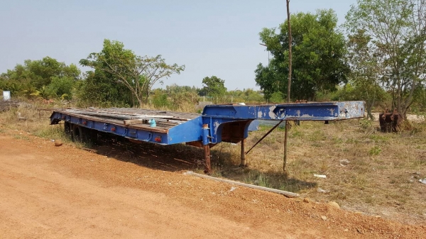 ขาย หางโรเบท 2 เพลา ยาว 7.50 เมตร คอยาว 3 เมตร ไม่มีทะเบียนนะครับ