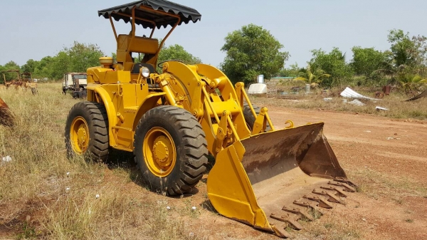 ขาย รถตัก CAT 922 สภาพพร้อมใช้งาน เครื่องดี ยางดีทั้ง 4 เส้น