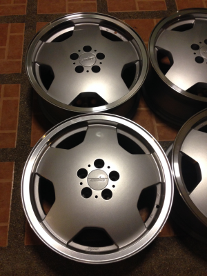 ล้อแท้ลาย AMG ขอบ16 สภาพสวย ไม่มีซ่อม ราคาไม่แพง