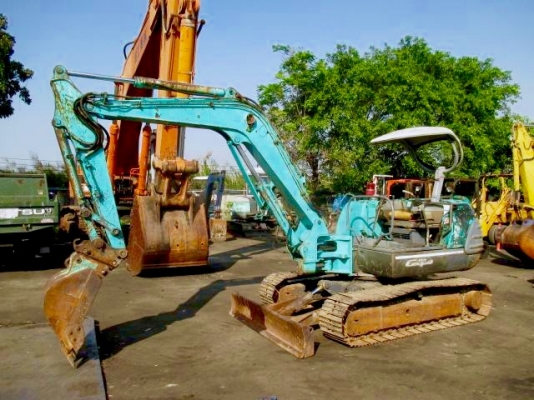 KOBELCO sk045 ขนาด PC-45 รถเก่านอก(คอลโทนสั้นปั๊มนิ้วมีลายแย๊กพร้อม)มีเอกสาร ติดต่อ 085-5632278 (ราคาต่อรองได้)