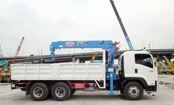 จำหน่าย รถบรรทุกพร้อม เครน UNIC,DONGYANG มือ1 / รถเครน 25-50 ตัน