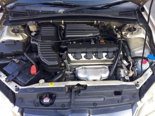 ขายแลก civic ปี 2005 Auto หน้าหลังเดิม ถ่ายนำ้มันเครื่องเช็คศูนย์ Honda ตลอด ล่าสุด เบิกอะหลั่ย ใหม่ศูนย์ ชุดใหญ่ เครื่องดีมากๆ ช่วงล่างแน่น ไม่เคยชน รถบ้านเดิมๆ พาช่างมาเช็คได้เลย วิ่งแค่ 157000 กิโล ไม่เคยดมแก๊ส ยางเพิ่งเปลี่ยน บี-คลิ๊ก มีใบรับประกันยาง