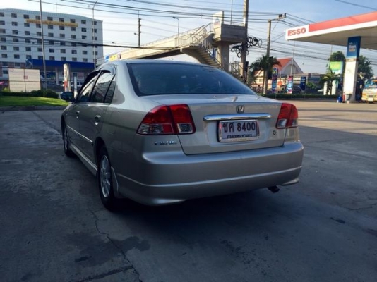 ขายแลก civic ปี 2005 Auto หน้าหลังเดิม ถ่ายนำ้มันเครื่องเช็คศูนย์ Honda ตลอด ล่าสุด เบิกอะหลั่ย ใหม่ศูนย์ ชุดใหญ่ เครื่องดีมากๆ ช่วงล่างแน่น ไม่เคยชน รถบ้านเดิมๆ พาช่างมาเช็คได้เลย วิ่งแค่ 157000 กิโล ไม่เคยดมแก๊ส ยางเพิ่งเปลี่ยน บี-คลิ๊ก มีใบรับประกันยาง