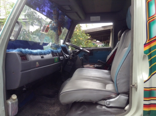 6ล้อรั้ว117แรง..สวยๆสภาพดี HINO FC2WHLA เครื่อง WO4D..เล่มพร้อม.