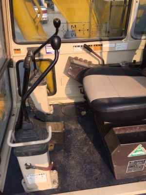 Komatsu PC120-3 สภาพดี มีไลน์หัวกระแทก Komatsu PC120-3 สภาพดี มีไลน์หัวกระแทก