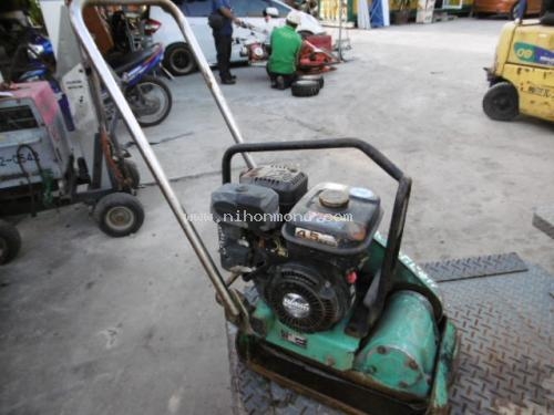 ขายถูก เครื่องตบดิน  MIKASA   MVC-F60 รหัสสินค้า : 80803463  www.nihonmono.com