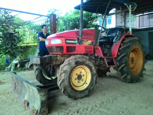 ขายรถไถ YANMAR 28ex พร้อมดันหน้า รถใช้งานได้ปกติ ราคา 135,000 สอบถามได้ DC Tractor Rayong 0818618678,0899347475 id line=0818618678 id line=carbonthai อ.แกลง ระยอง  มีรถบริการขนส่งทั่วไทย  https://www.facebook.com/Tractors-Rayong-307154532717928/